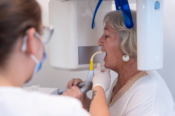Best Emergency Treatment for Toothache in Parkwood, CA